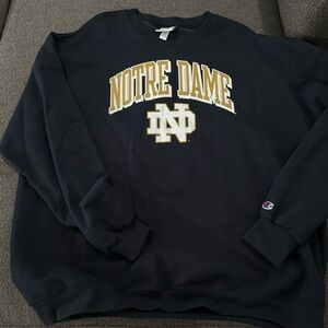 Men’s like brand new Notre Dame Sweatshirt!